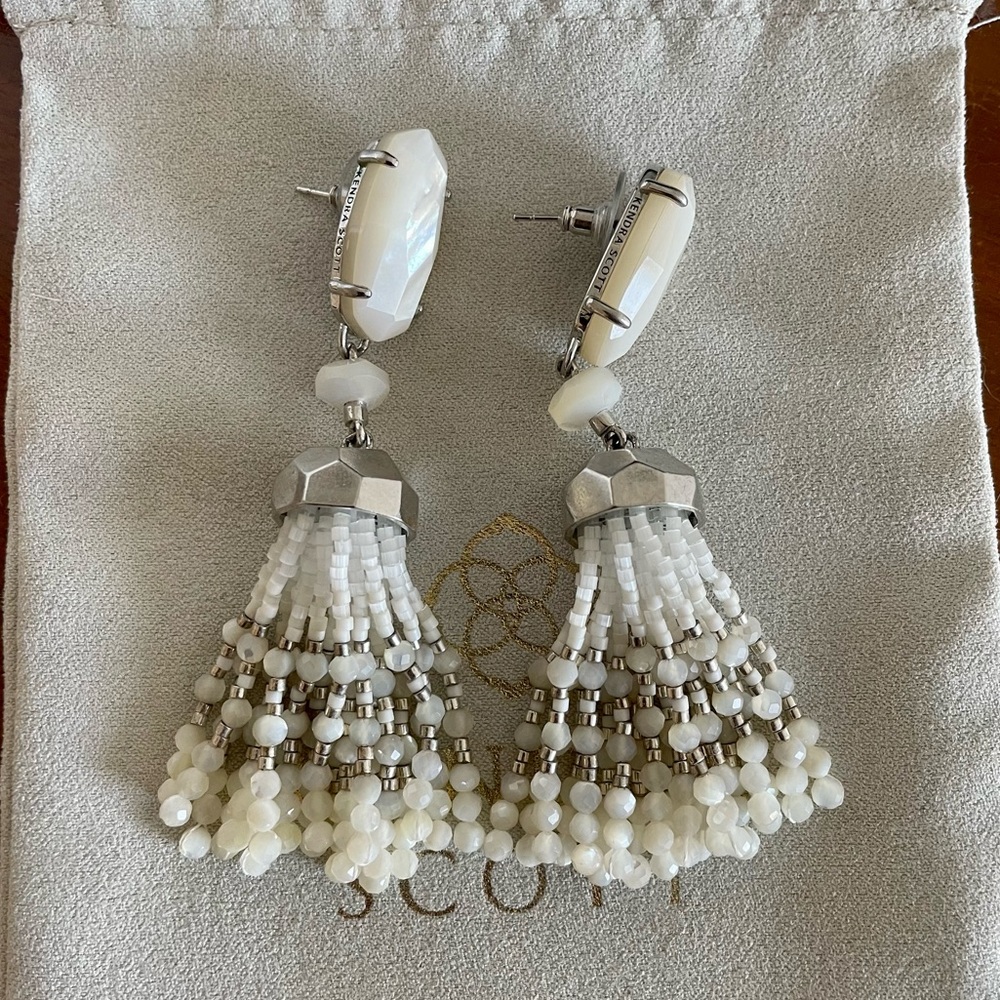 Kendra Scott Dove Earrings